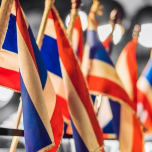 Banderas con Palo | Banderas Publicitarias | Printaflex